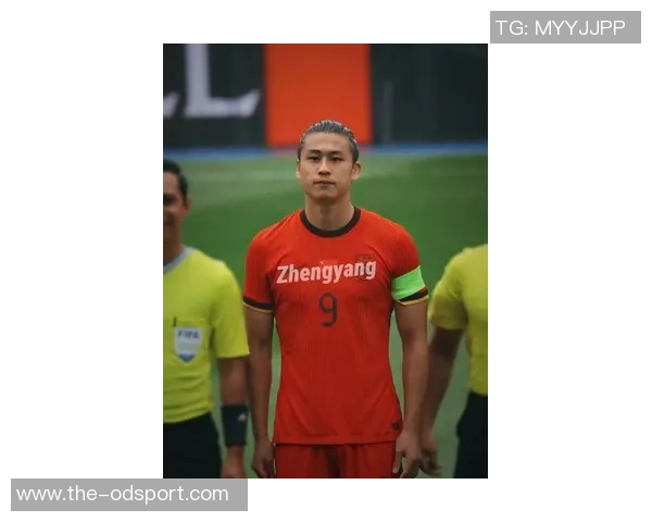 张玉宁29岁当选新国足队长未来带领球队迎接挑战 张玉宁29岁当选新国足队长未来带领球队迎接挑战